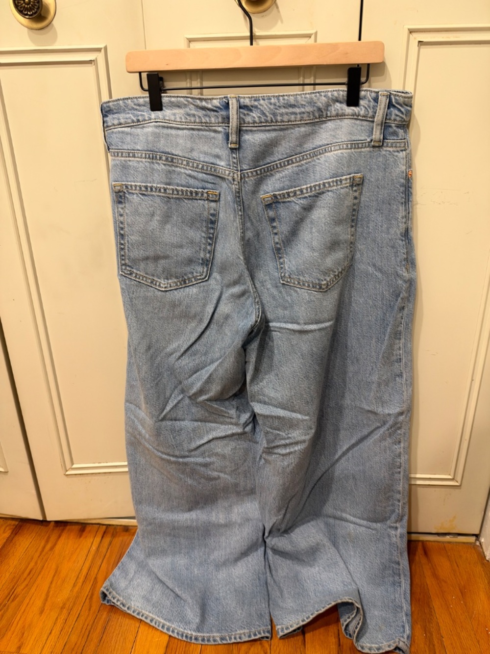Flared Jean - Picture 2 of 2